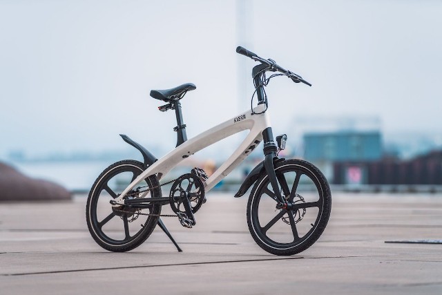 Kvaern, xe đạp trợ lực điện chạy bằng năng lượng mặt trời