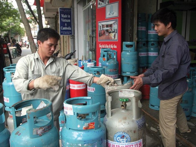 Thủ tục đăng ký kinh doanh gas được cho là còn nhiều bất cập. Ảnh: Hà Minh