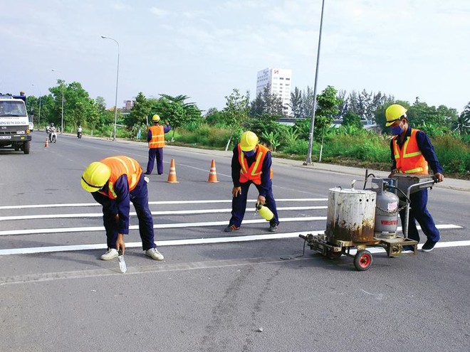 Những câu hỏi liên quan đến đời sống, việc làm của người lao động ngành giao thông ngày thêm gay gắt