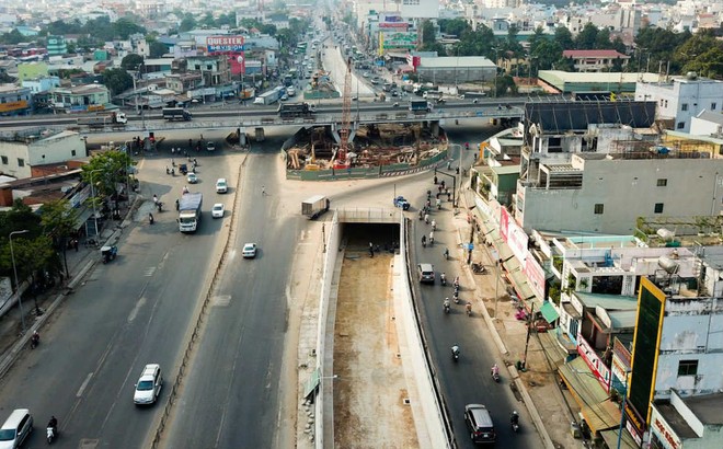 Dự kiến hoàn thàng vào Quý IV/2018 nhưng vì vướng đền bù giải tỏa nên tới nay dự án vẫn chưa hoàn thành.