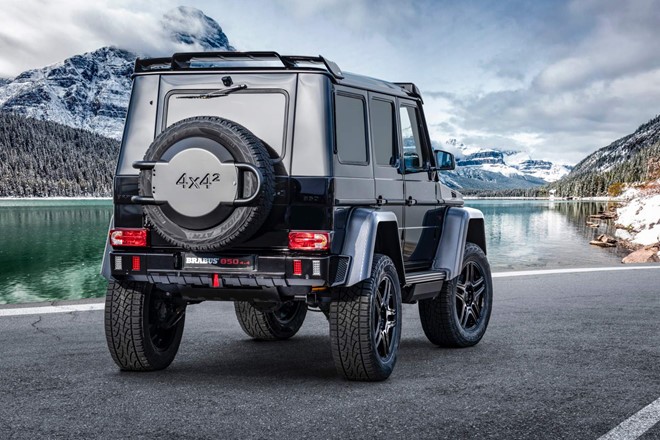 Mercedes-AMG G63 được độ và được đặt tên mới là Brabus 850 6.0 Biturbo 4×4² Final Edition “1 of 5”. Cụm từ “1 of 5” cho thấy chỉ có 5 xe được sản suất.