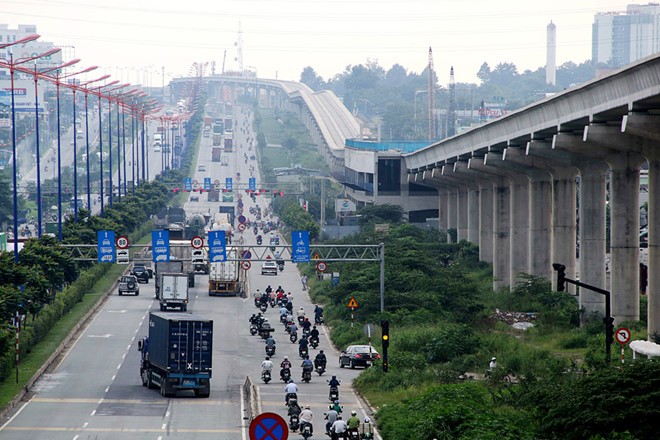 Tuyến metro số 1 có chiều dài 19,7 km (gồm 2,6 km ngầm và 17,1 km trên cao) - Ảnh: Đậu Tiến Đạt