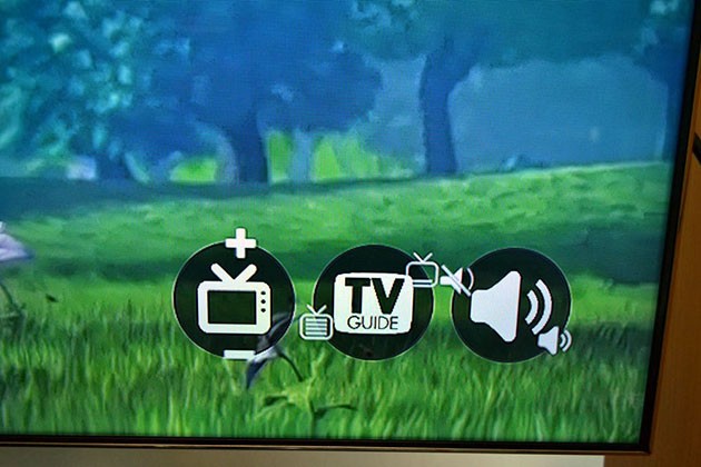 Biến nhiều đồ vật thành remote TV