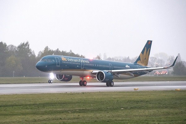 Một tàu bay A321ceo thân hẹp của Vietnam Airlines