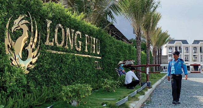 Dự án Long Phú Villa dù chưa có giấy phép xây dựng, nhưng vẫn được xây dựng rầm rộ và hiện đã hoàn thiện