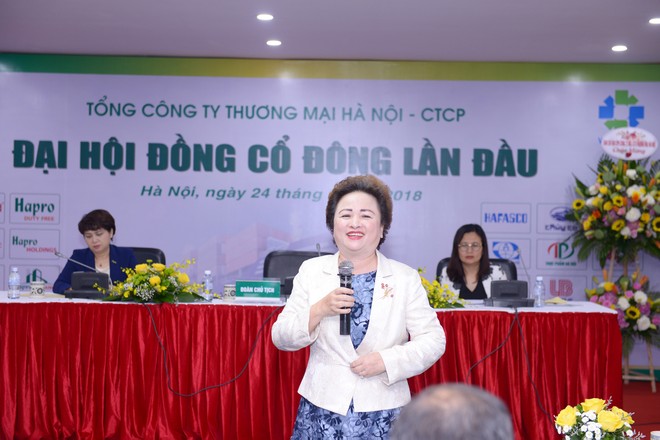 Madame Nguyễn Thị Nga tại ĐHĐCĐ lần đầu sau cổ phần hóa Hapro