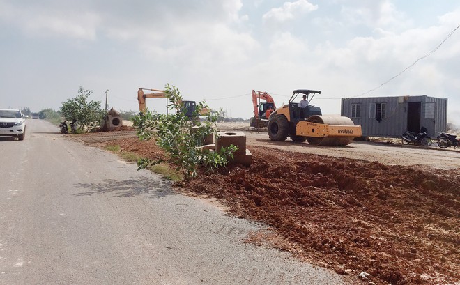 Dự án Khu nhà ở Thương mại Hà Thiệp- Bắc Ninh tại Quảng Bình đang trong quá trình thi công hạ tầng nhưng đã được chủ đầu tư giao cho các sàn bất động sản tiến hành huy động 