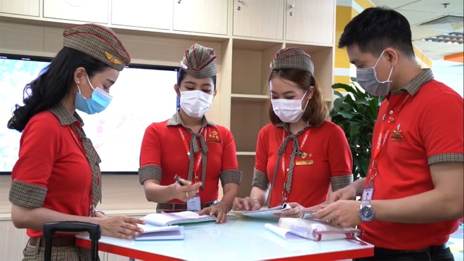 Trong bối cảnh hàng không toàn cầu lao đao, Vietjet là một trong số ít hãng hàng không vượt qua được đại dịch, không phải sa thải nhân viên (ảnh: T.T)