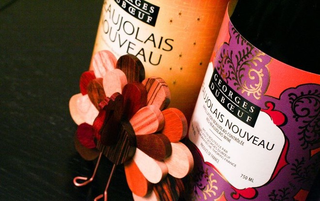 Beaujolais Nouveau sẽ được bắt đầu lúc 0 giờ 1 phút ngày thứ năm, tuần lễ thứ 3 của tháng 11 (ảnh minh họa)