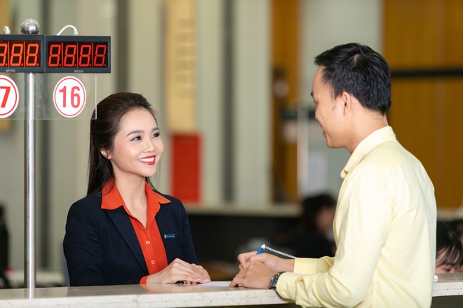 Sacombank (STB) đặt mục tiêu lợi nhuận 2.650 tỷ đồng và trích 20% lợi nhuận vượt thưởng cho nhân viên