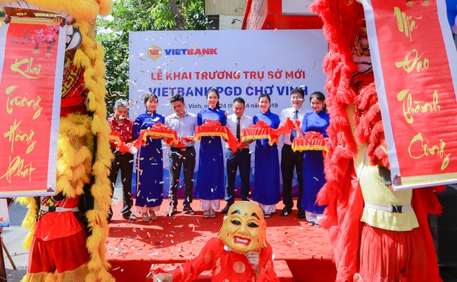 Vietbank khai trương trụ sở mới phòng giao dịch Chợ Vinh