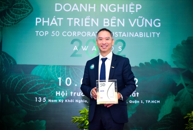 ACB nhận giải thưởng Top 50 Doanh nghiệp phát triển bền vững tiêu biểu 2022