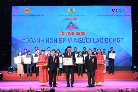 DPM lần thứ 3 được vinh danh “Doanh nghiệp vì người lao động” 