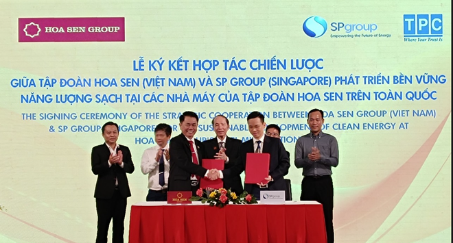 Hoa Sen và SP Group hợp tác chiến lược về phát triển bền vững năng lượng sạch