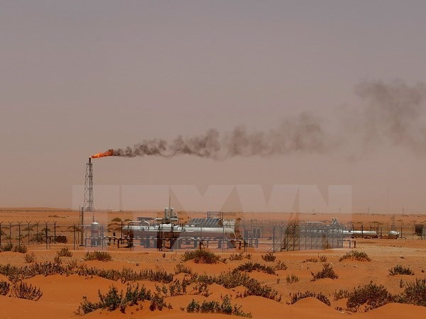 Cơ sở khai thác dầu của Công ty Aramco ở Khouris, Saudi Arabia. (Nguồn: AFP/TTXVN)