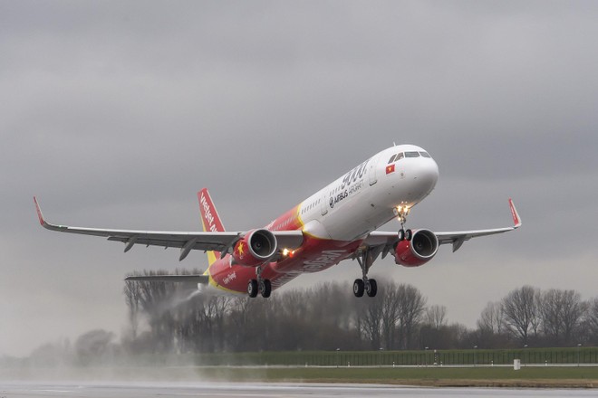 Săn triệu vé Vietjet, vui trọn mùa yêu thương