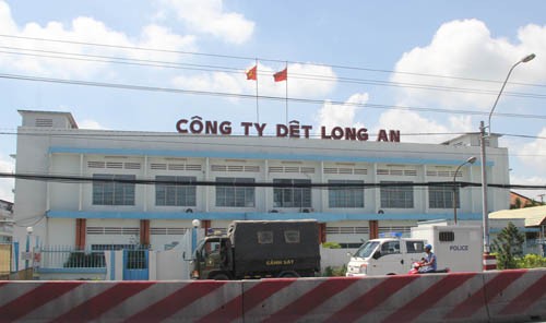 Trụ sở Công ty Dệt Long An. Ảnh: Hoàng Nam