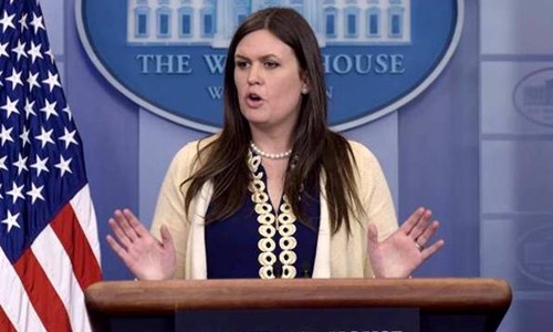 Phó thư ký báo chí Nhà Trắng Sarah Huckabee Sanders. Ảnh: AP