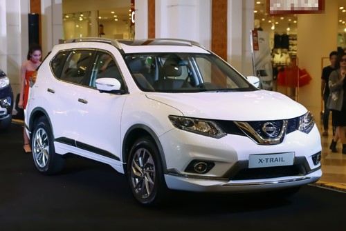 X-Trail thêm gói trang bị Premium L, giá không đổi.