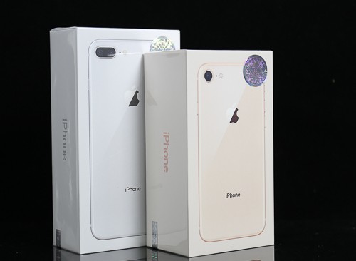 iPhone 8 và 8 Plus chính hãng năm nay lên kệ sớm.