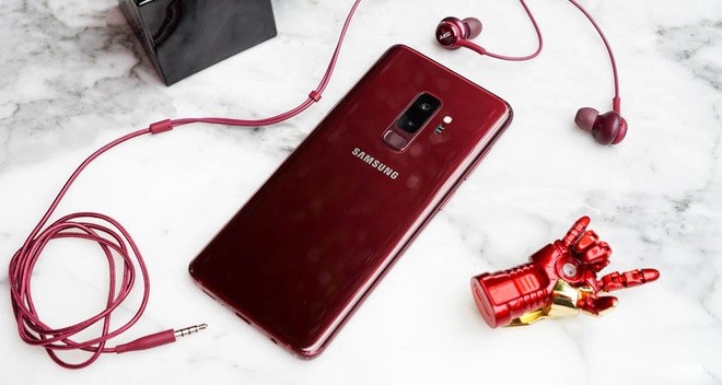 Galaxy S9+ giảm sốc đến 4 triệu đồng trước ngày ra mắt S10