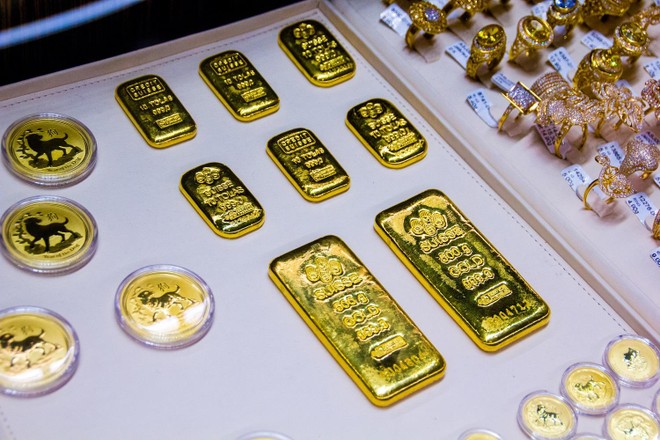 Giá vàng hôm nay ngày 24/12: Giá vàng trong nước tăng 250.000 đồng/lượng