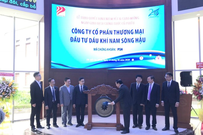 Dầu khí Nam Sông Hậu (PSH) tăng kịch trần ngay khi chào sàn