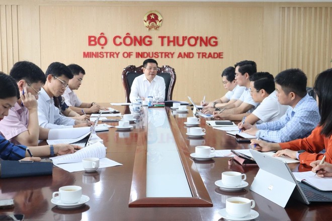 Bộ trưởng Bộ Công thương làm việc với Đoàn thanh tra chuyên ngành về quản lý và cung ứng điện của EVN và các đơn vị liên quan