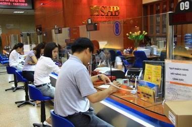 SHB: Gia đình Chủ tịch liên tiếp gom cổ phiếu