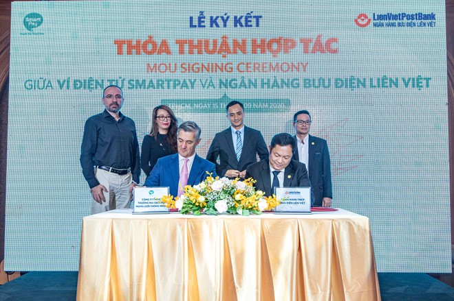 LienVietPostBank và SmartNet ký kết Biên bản Ghi nhớ Hợp tác