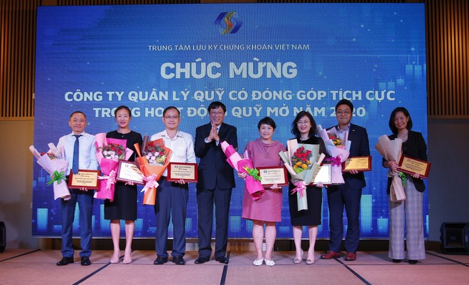 Ngành quỹ ghi dấu tăng trưởng trong năm 2020