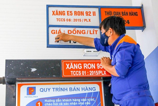 Giá xăng dầu đồng loạt tăng tiếp từ chiều 21/10