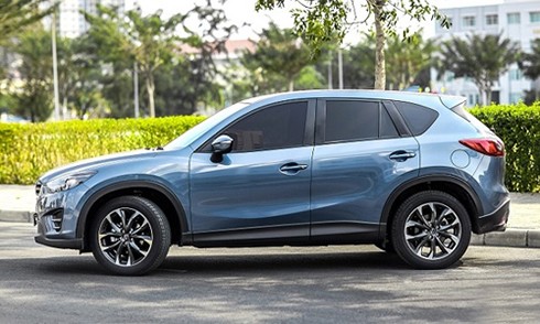 Mazda CX-5, một trong những mẫu xe giảm giá nhiều nhất tại Việt Nam, khiến khách hàng khó xác định giá khi nào giảm sâu nhất