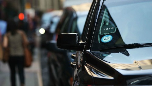 Uber vẫn chưa thoát khó khăn tài chính. Ảnh: Bloomberg