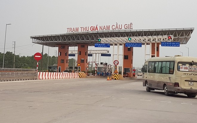 Trạm thu giá Nam Cầu Giẽ sẽ sớm quay lại tên gọi cũ là trạm thu phí Nam Cầu Giẽ để phù hợp với thói quen, được xã hội chấp thuận.