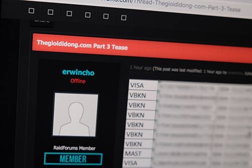 Thông tin thẻ tín dụng của khách hàng được cho là từ Thế Giới Di Động bị chia sẻ tối 7/11 trên RaidForums. 