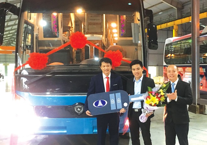 Thành viên của BRG bàn giao xe HAECO Limousine thứ 150