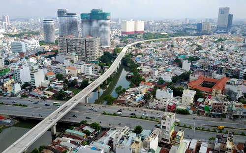 Tuyến Metro số 1 đã thi công được 62%. Ảnh: Quỳnh Trần.