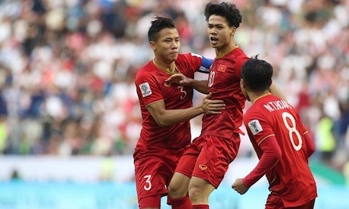 Công Phượng ghi bàn gỡ hòa trong trận gặp Jordan ở vòng 1/8 giải Asian Cup. Ảnh:Anh Khoa.