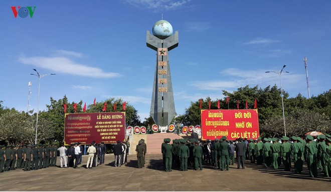 Việc cán bộ, lãnh đạo huyện Đức Cơ trục lợi ngân sách trong quá trình xây dựng Nghĩa trang liệt sĩ huyện đã gây bức xúc dư luận.