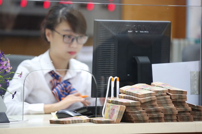 Trong bối cảnh USD mạnh lên, CNY suy yếu, VND được dự báo sẽ không giảm giá quá 3%.