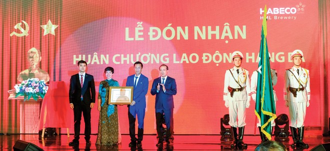 Nhà máy Bia Hà Nội - Mê Linh: Một thập kỷ không ngừng đổi mới