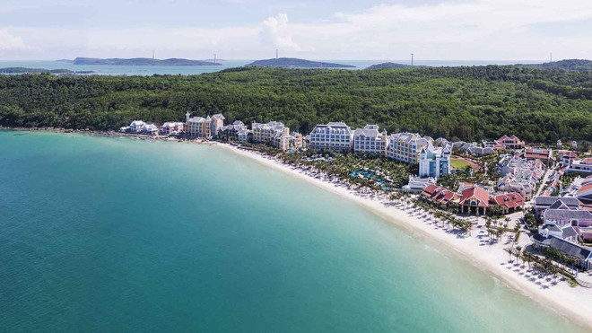 JW Marriott Phu Quoc Emerald Bay - Biểu tượng hút khách du lịch ở Phú Quốc.