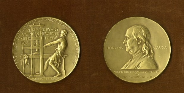 Huy chương Pulitzer. (Nguồn: poynter.org).