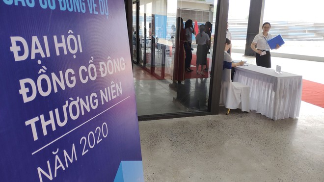 Đại hội muộn, doanh nghiệp có gì cho 2020?