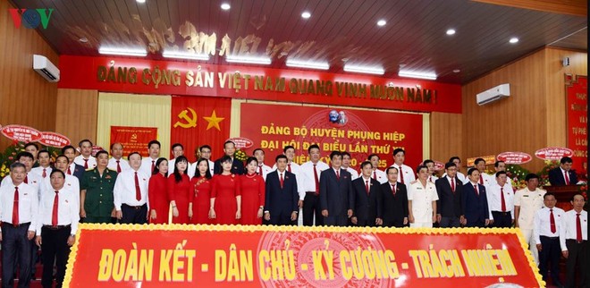 Ban Chấp hành Đảng bộ huyện Phụng Hiệp nhiệm kỳ 2020-2025.