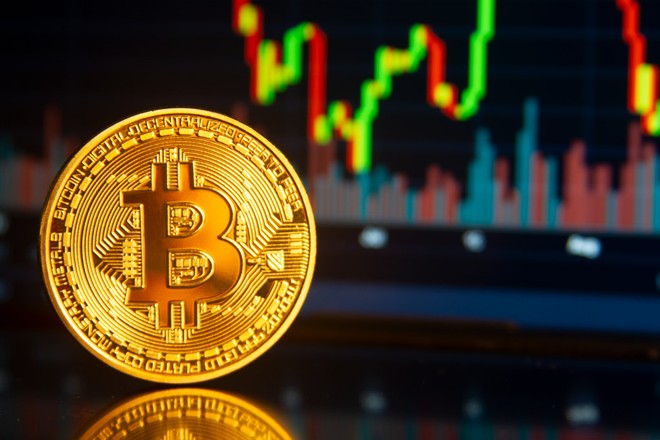 Giá Bitcoin hôm nay ngày 19/11: Tiếp tục chinh phục mốc 18.000 USD, giá Bitcoin sau đó sẽ lên đỉnh hay tụt dốc?