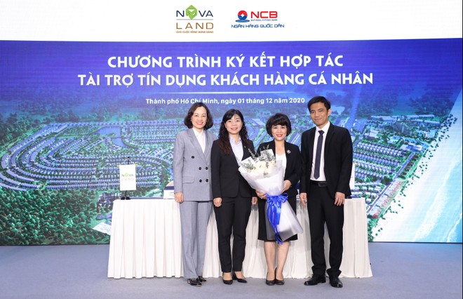 Đại diện tập đoàn Novaland và Ngân hàng NCB trong sự kiện. Ký kết hợp tác tài trợ tín dụng khách hàng cá nhân.