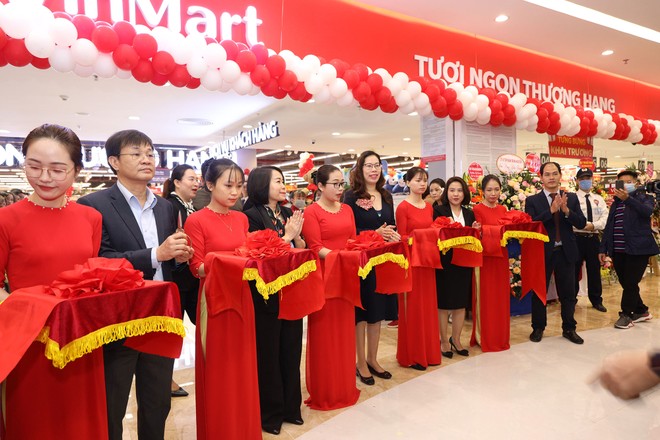 Khai trương siêu thị Vinmart Ocean Park với diện mạo hoàn toàn mới