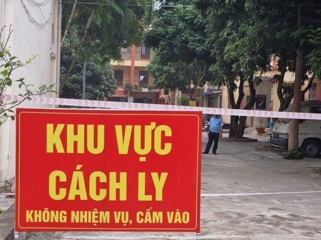 Chủ tịch, Trưởng Công an thị trấn Quốc Oai cùng nhiều cán bộ là F1, phải đi cách ly tập trung.